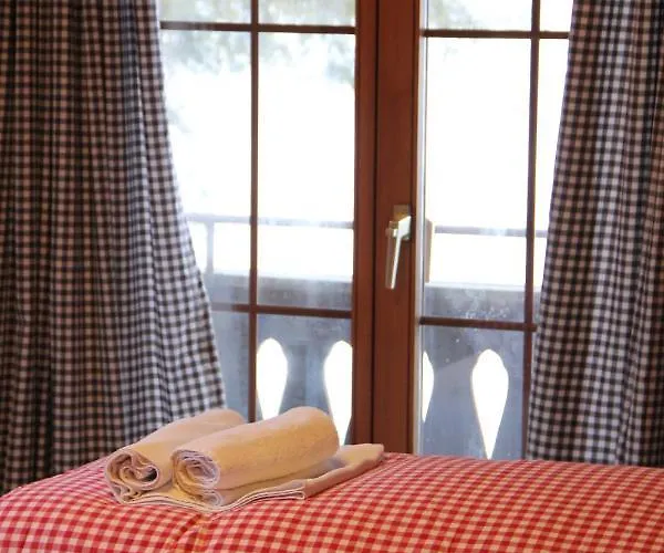 Schifer Berghaus Klosters-Serneus